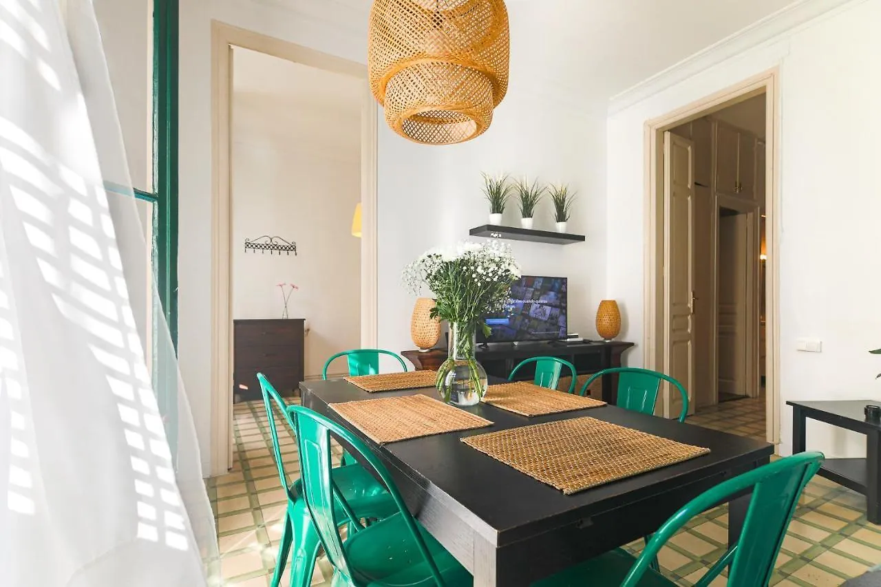 Be Barcelona Eixample Universidad Apartment